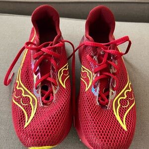 Saucony Endorphin Pro 3 Racing Shoes